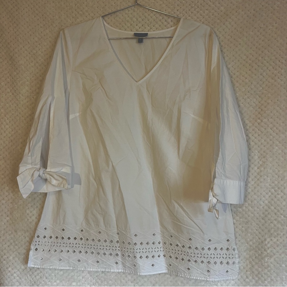 Talbots Womens Top White V-Neck Blouse with Lace Trim Cotton V-neck Medium
